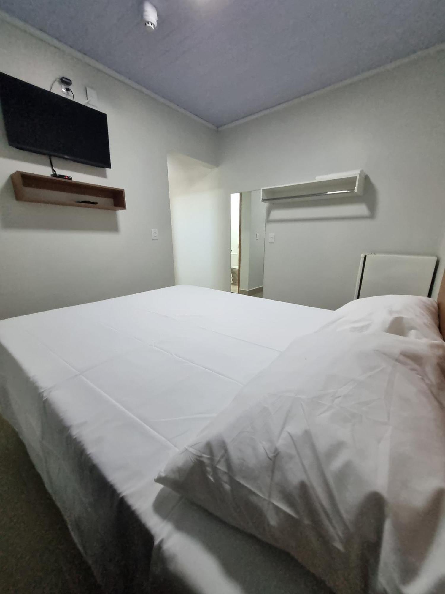 Executive Hotel Aguas Lindas Go Aguas Lindas de Goias Εξωτερικό φωτογραφία